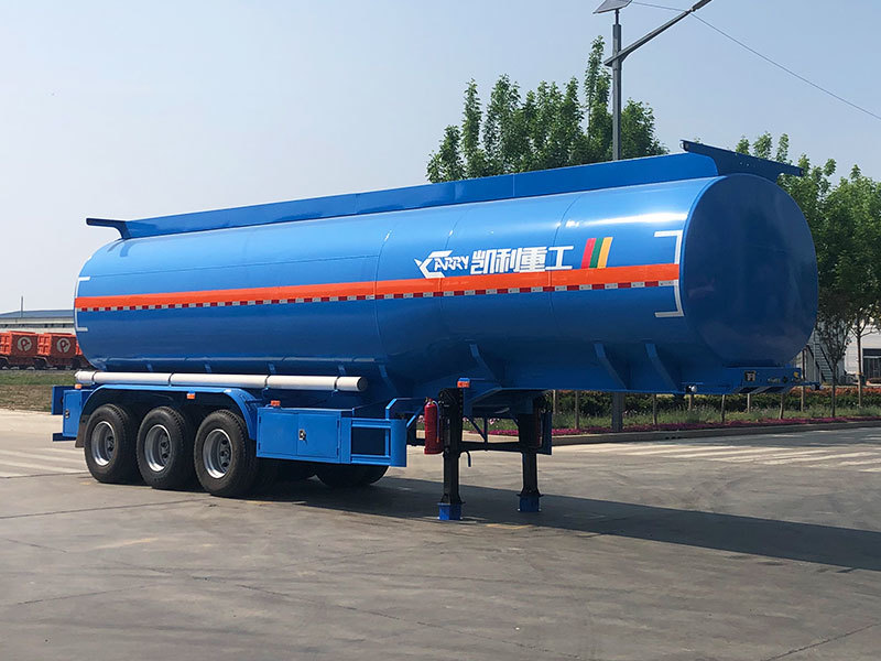 Oil tank
